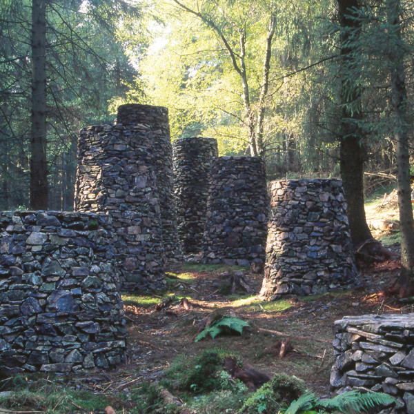 石造の暦 ｜ STONE FOREST<br />
1991<br />
グライスデール フォレストミュージアム（カンブリア・イギリス）